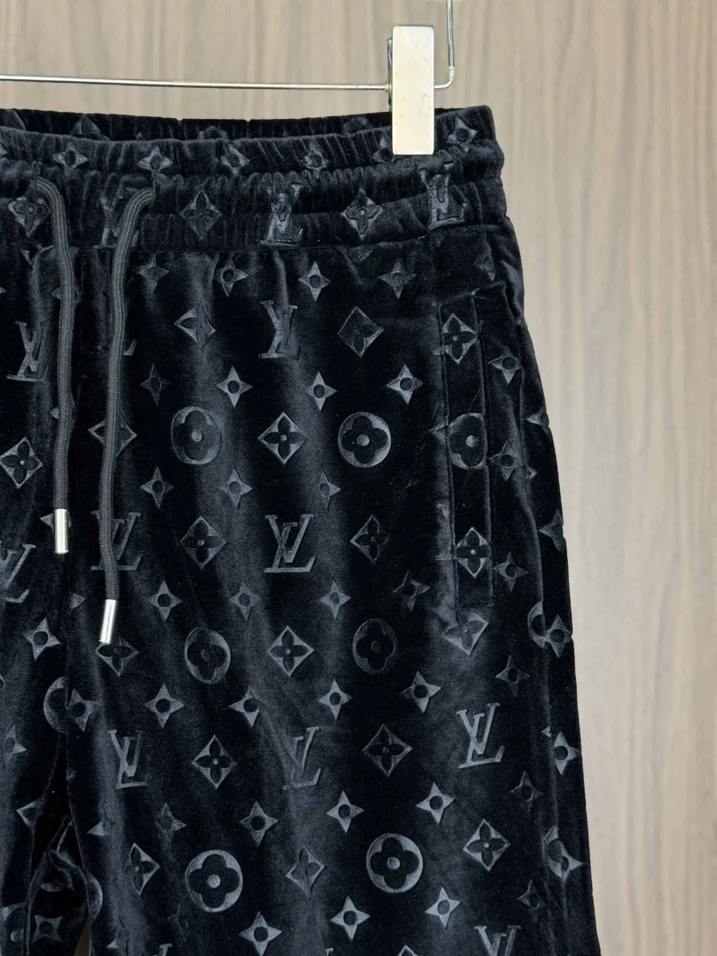 Monogram Flocked Velvet Shorts D13511271 — view 5