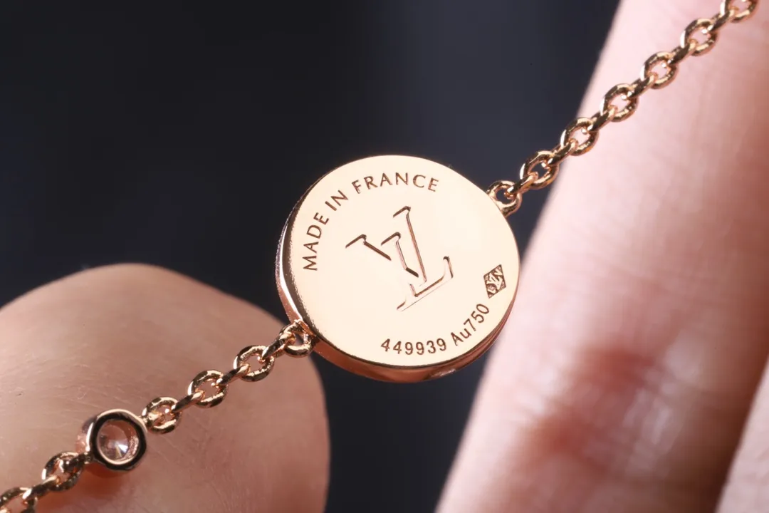 Monogram Flower Chain Bracelet (Gold-Plated Brass) D10517570 — view 4