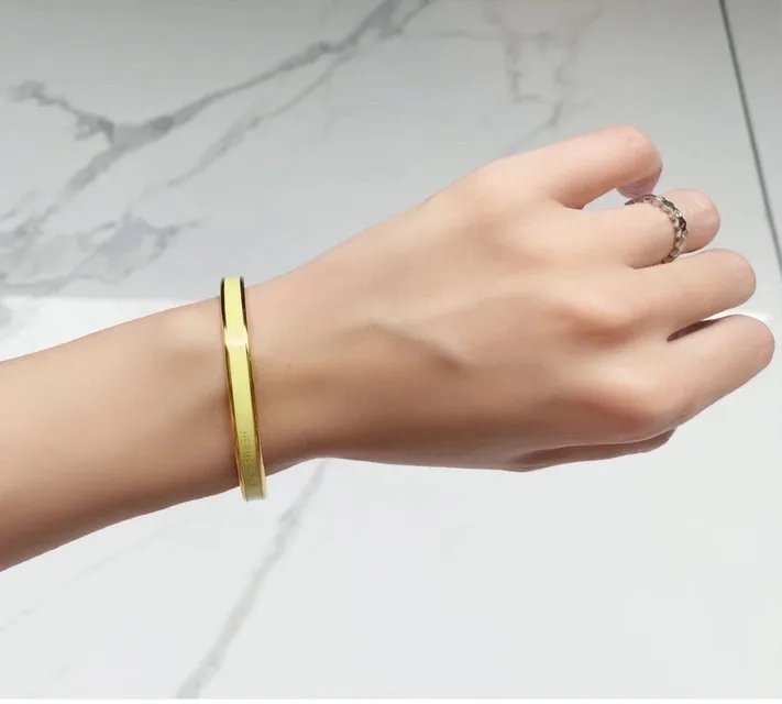 Narrow Enamel Bangle Bracelet D15517559 — view 9