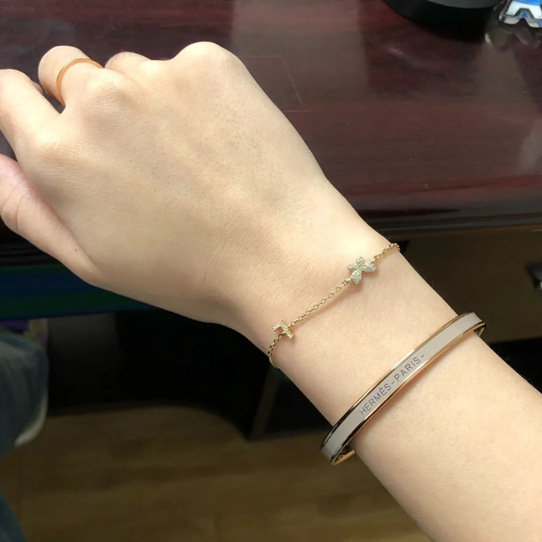 Uni Narrow Enamel Bangle D15517546 — view 7