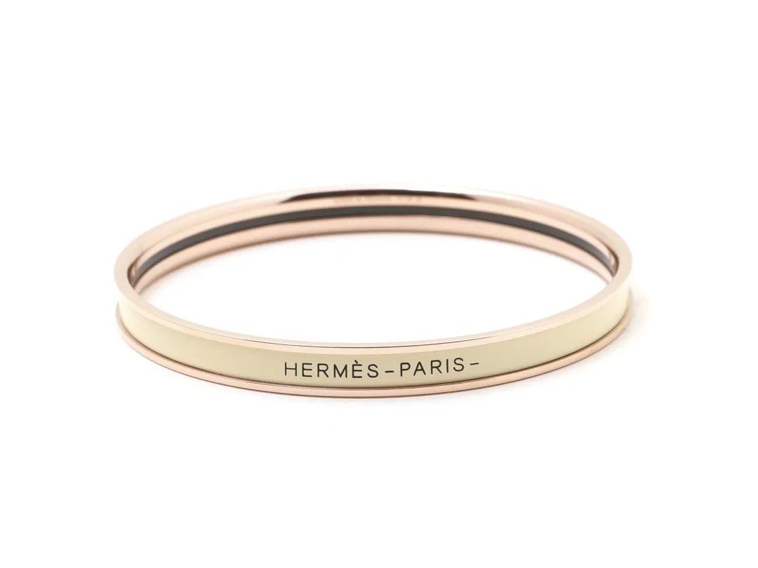 Narrow Enamel Bangle in Rose Gold D15517545