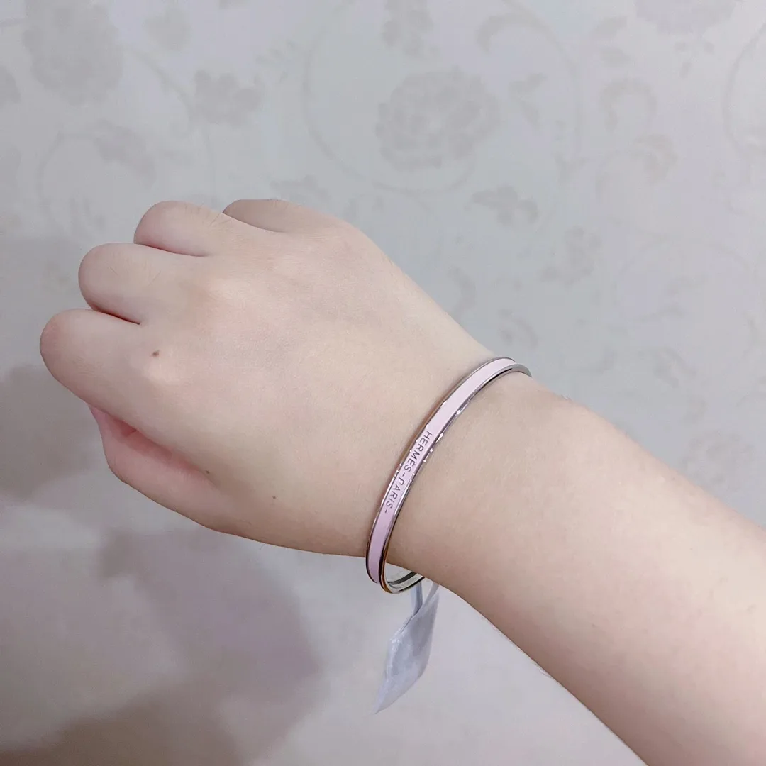 Narrow Enamel Bangle Bracelet D15517539 — view 7