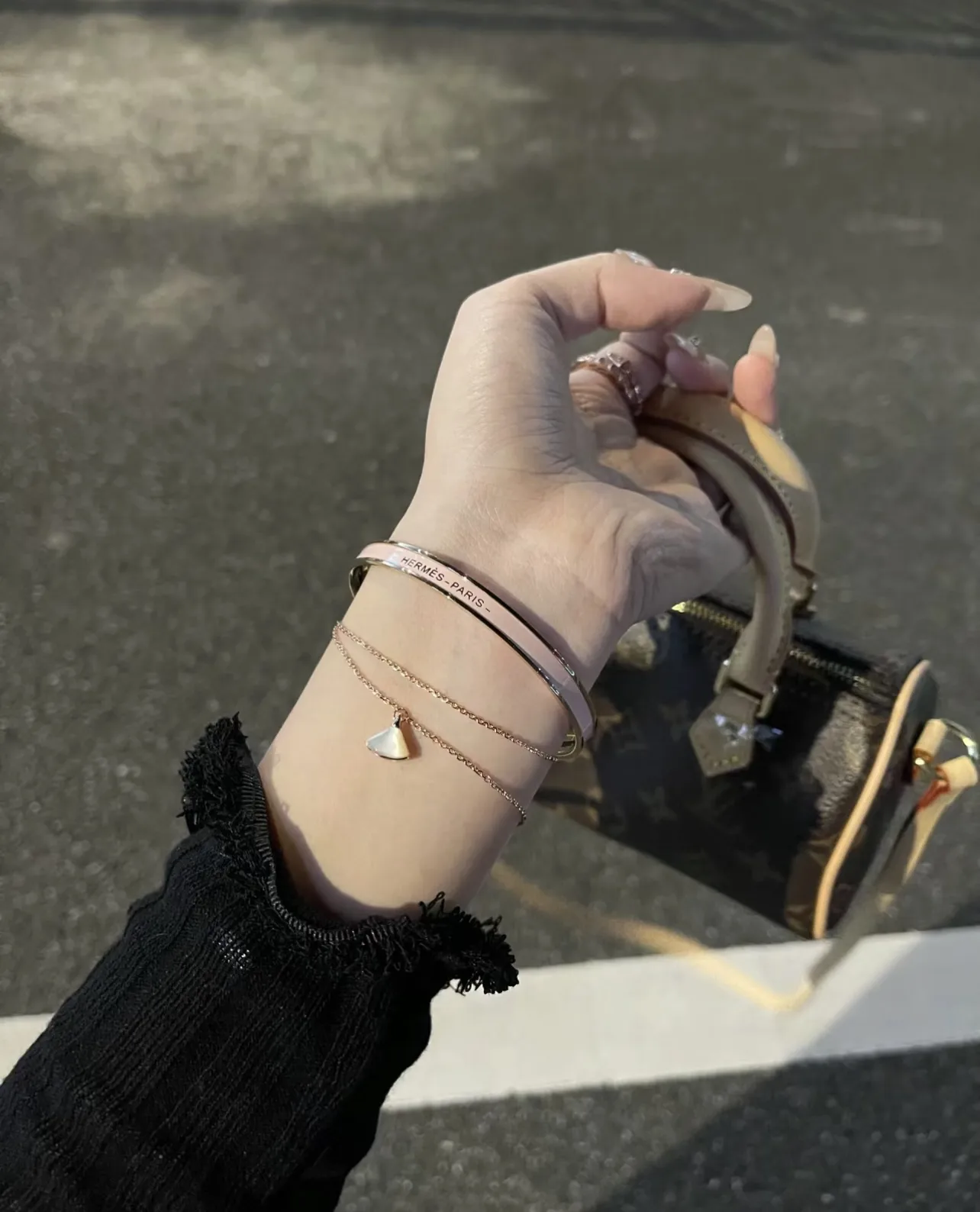 Narrow Enamel Bangle Bracelet D15517539 — view 8
