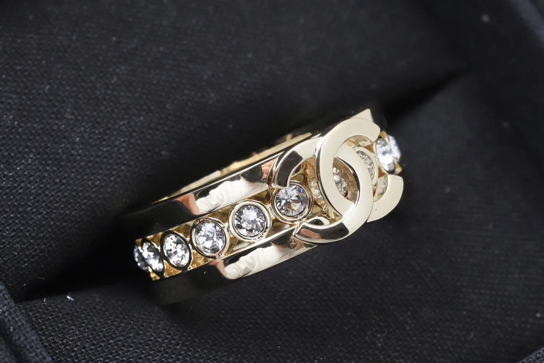 Crystal-Embellished Interlocking Logo Ring D13017349 — view 5