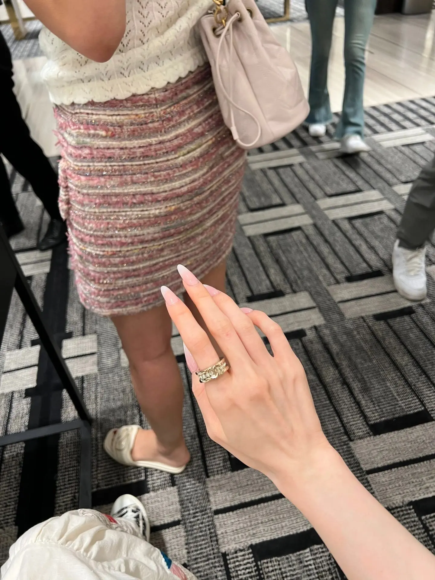 Crystal-Embellished Interlocking Logo Ring D13017349 — view 9