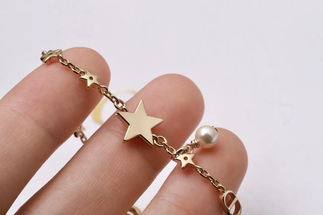 Star and Pearl Charm Bracelet (Gold-Plated Brass) D13517734 — view 5