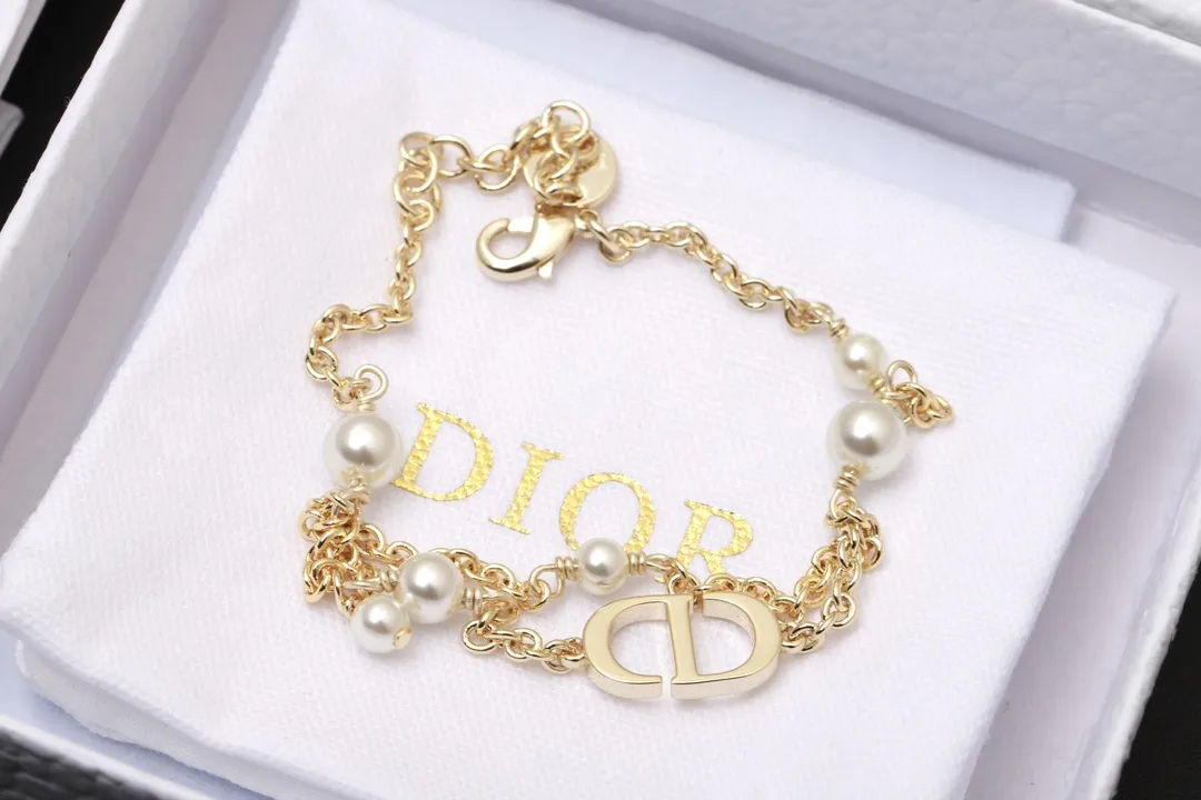 CD Logo Faux Pearl Tassel Bracelet (Brass) D14017469 — view 3