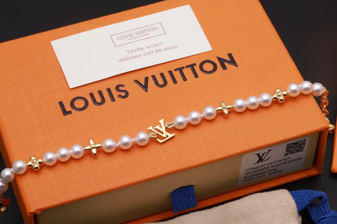 Monogram Flower Pearl Bracelet D14517452 — view 3