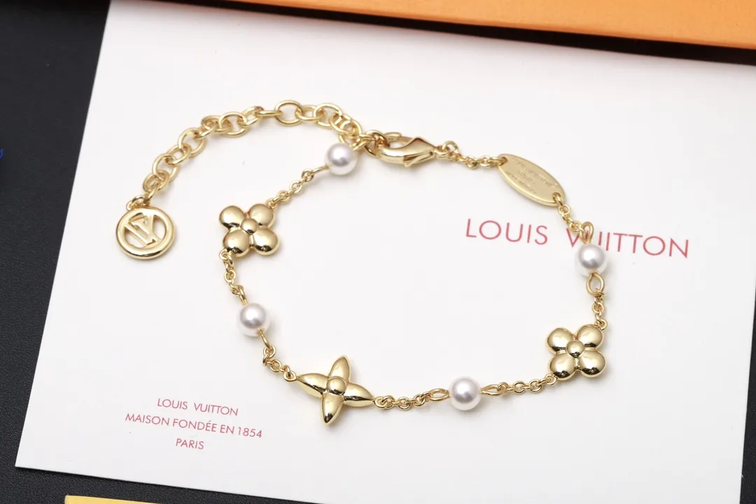 Monogram Flower Pearl Chain Bracelet D14017416 — view 4