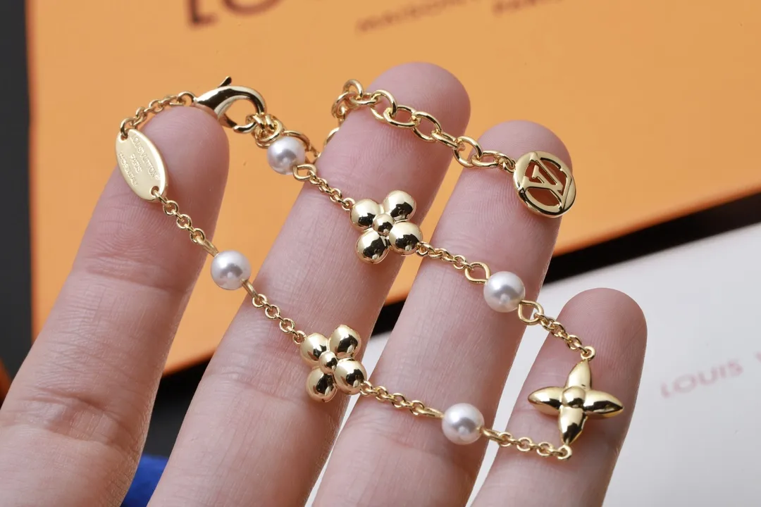 Monogram Flower Pearl Chain Bracelet D14017416 — view 5