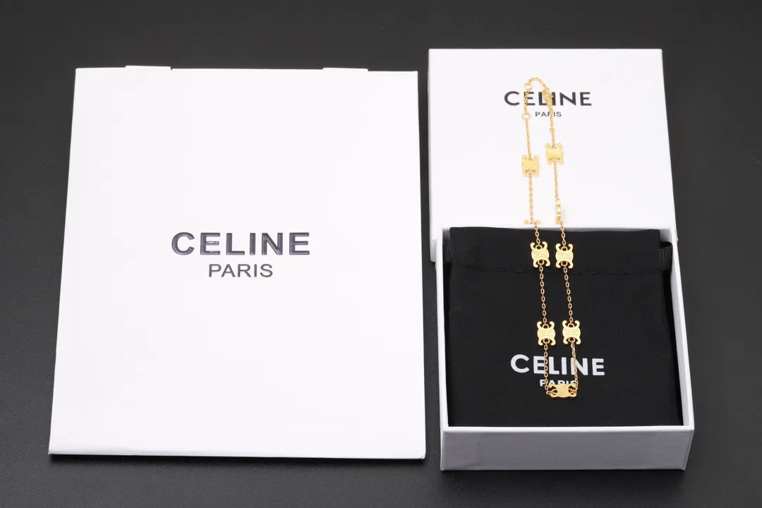 Triomphe Motif Station Necklace D21017369 — view 2