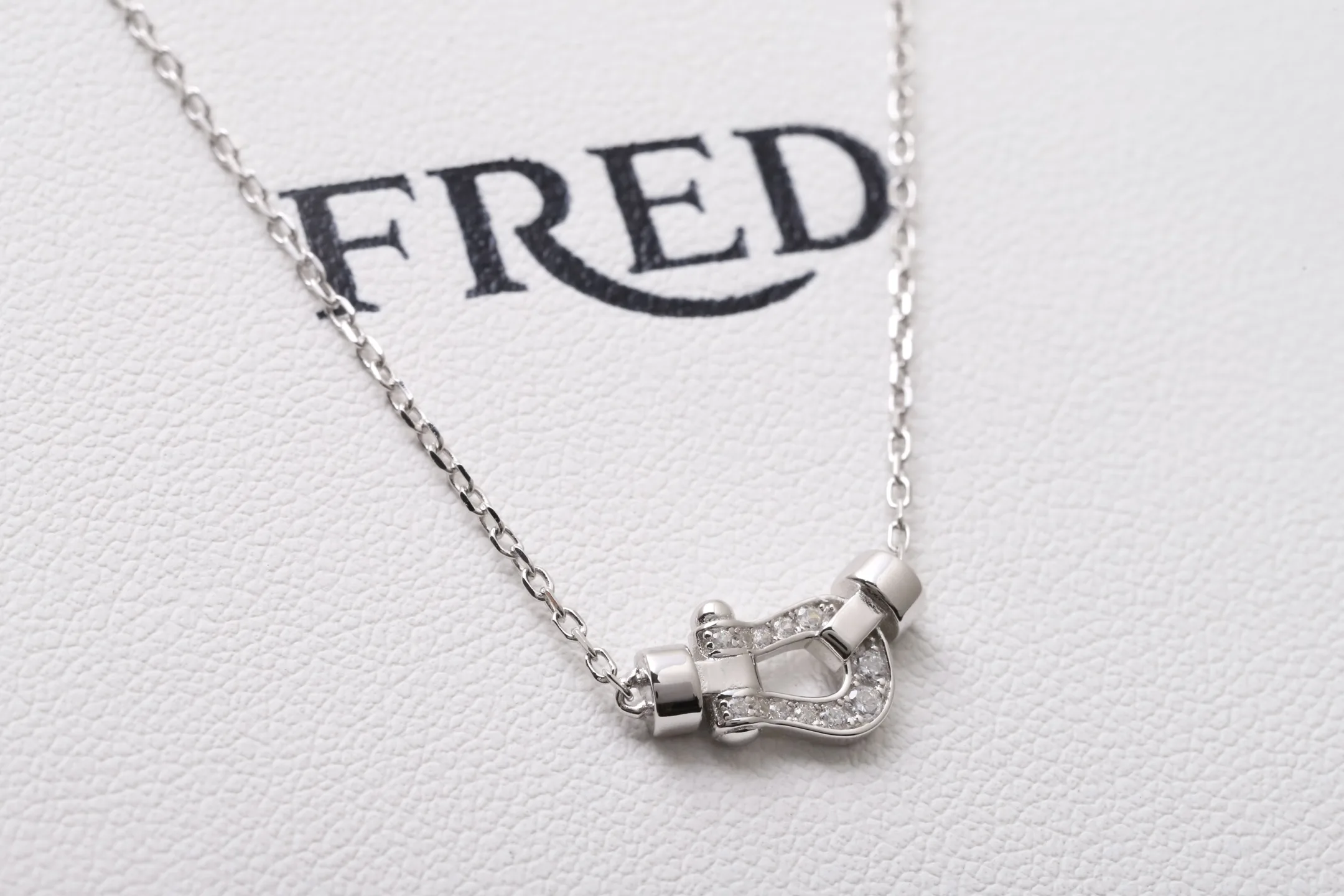 Horseshoe Buckle Pendant Necklace (Sterling Silver) D15517333 — view 4
