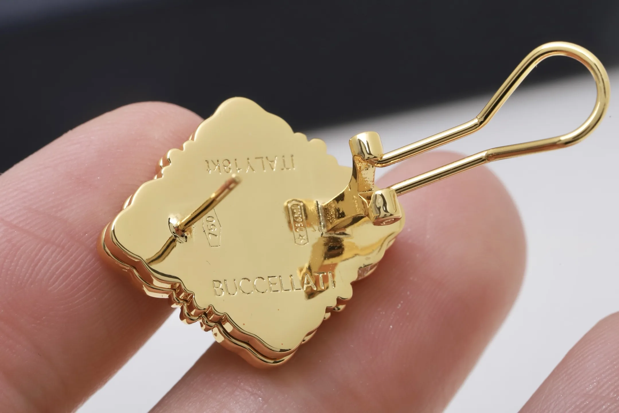 Opera Collection Rigato Engraved Earrings (Gold-Plated Brass) D13517613 — view 6