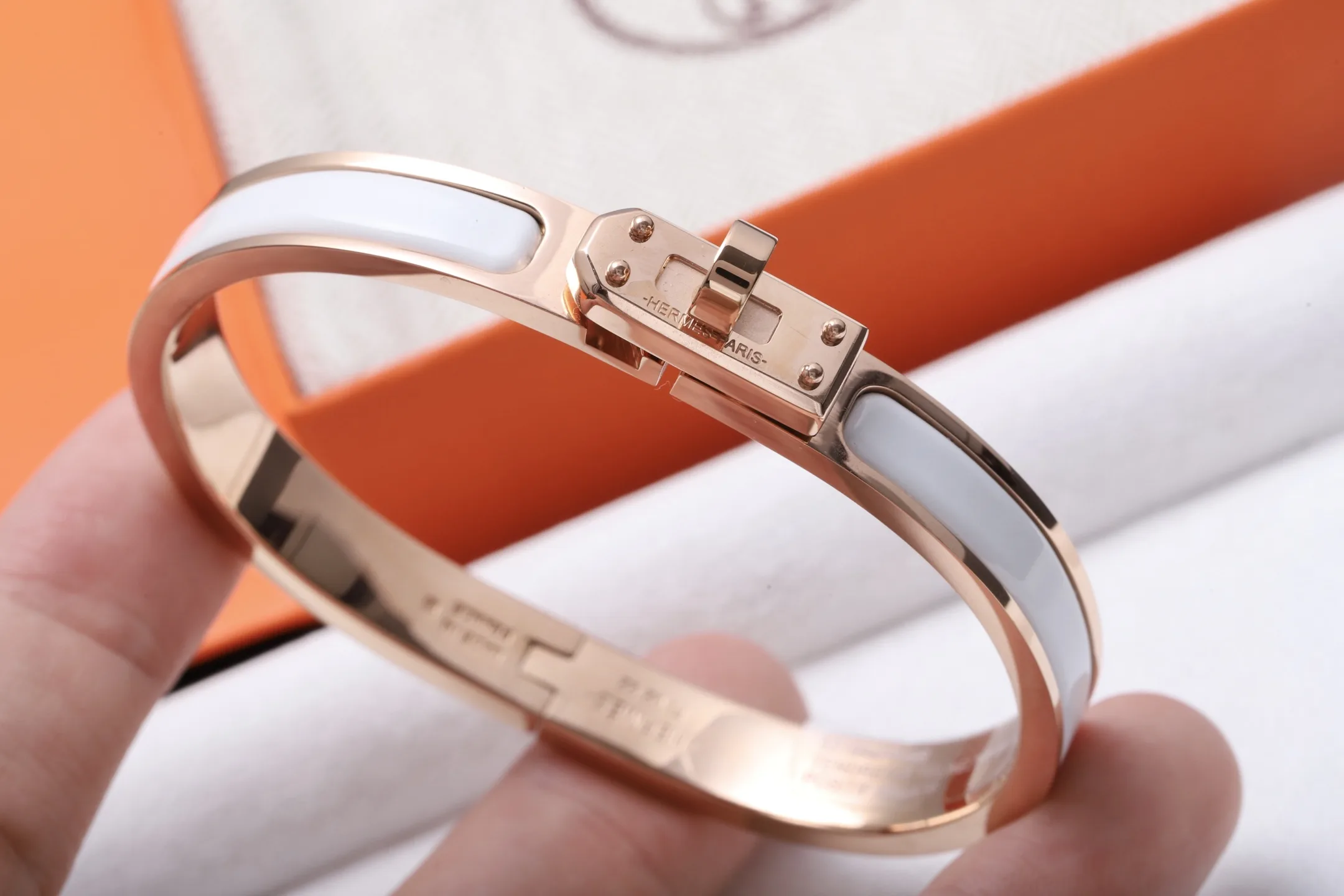 Hermès Mini Clic Kelly Bracelet D17017903 — view 4