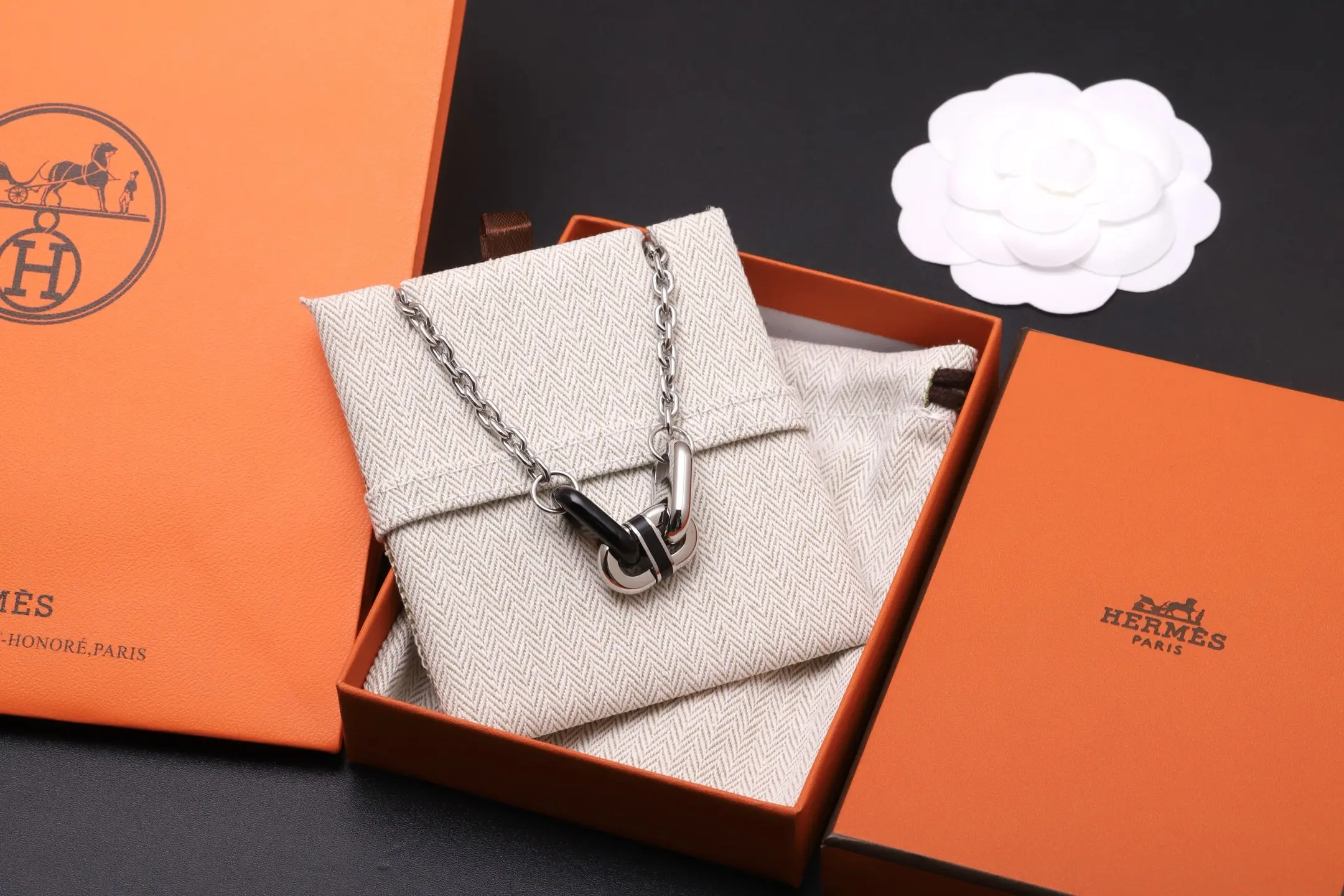 Hermès Chaine d'Ancre Pendant Necklace D27516790 — view 2
