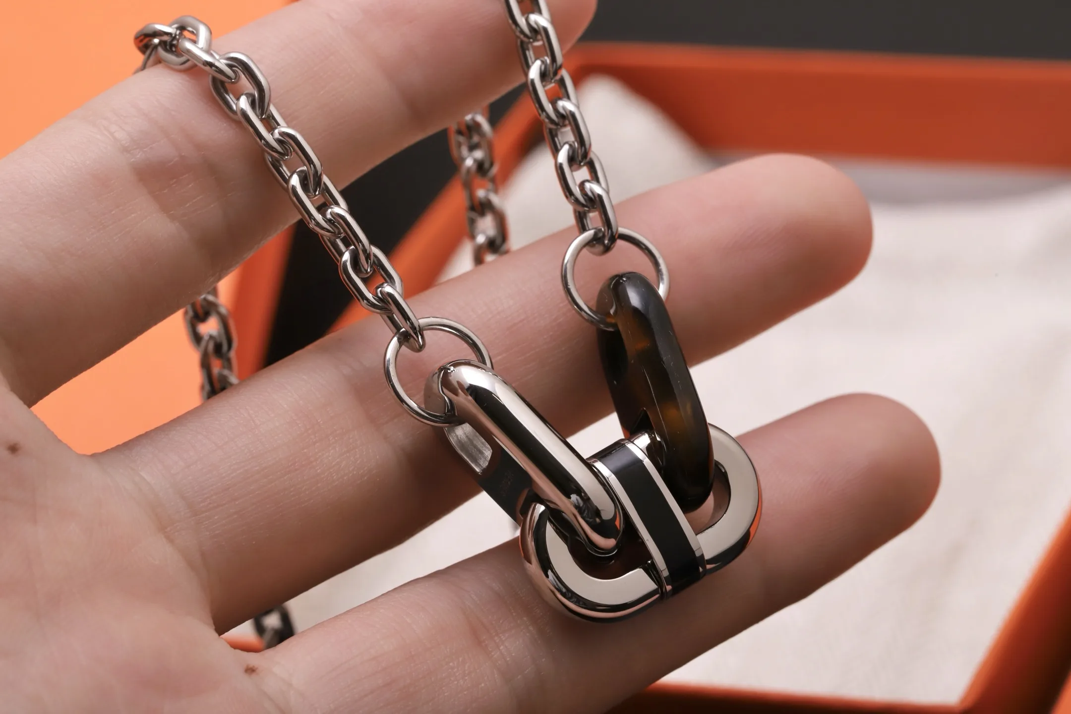 Hermès Chaine d'Ancre Pendant Necklace D27516790 — view 4