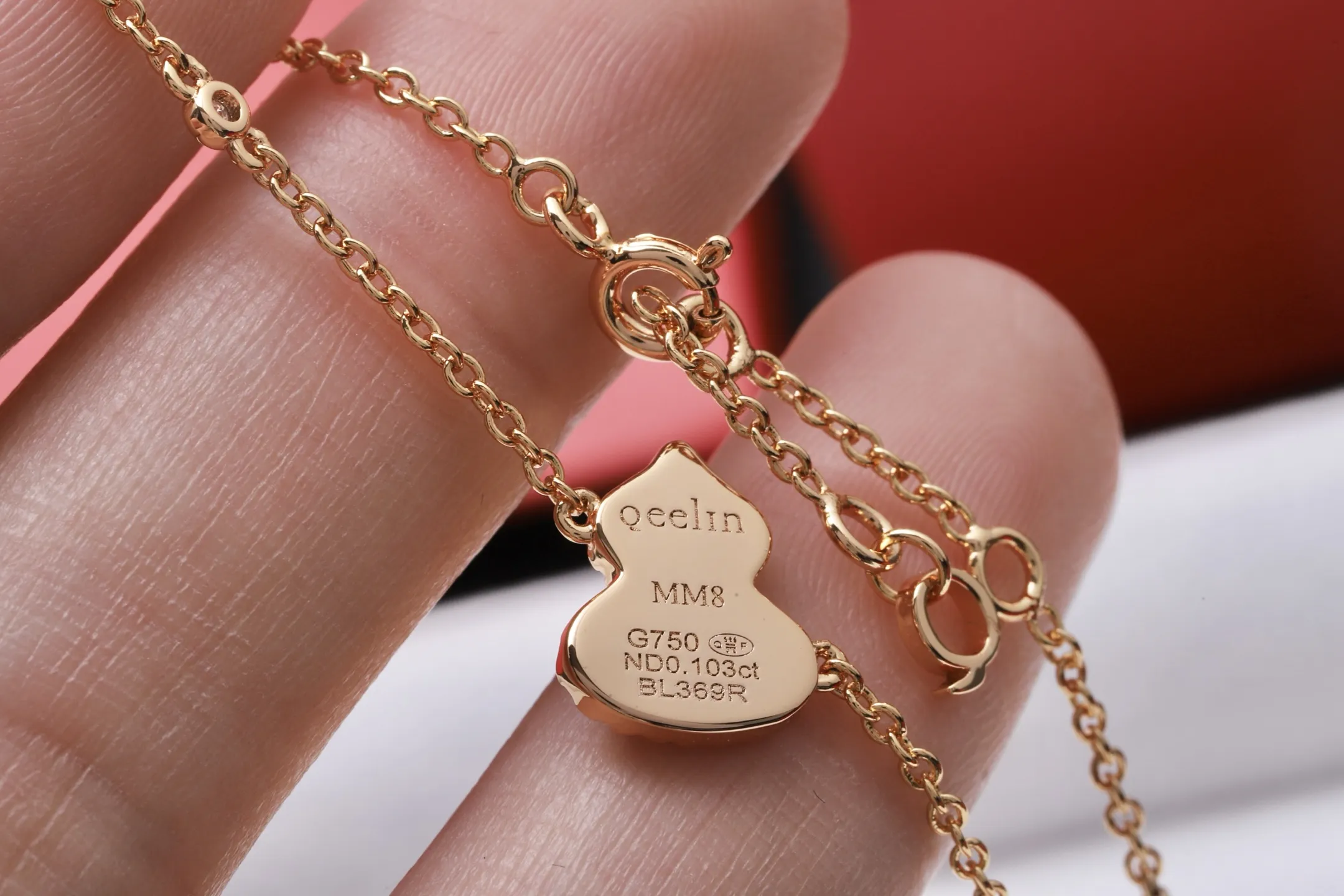 Wulu Agate and Crystal Bracelet (Gold-Plated Brass) D14017083 — view 7