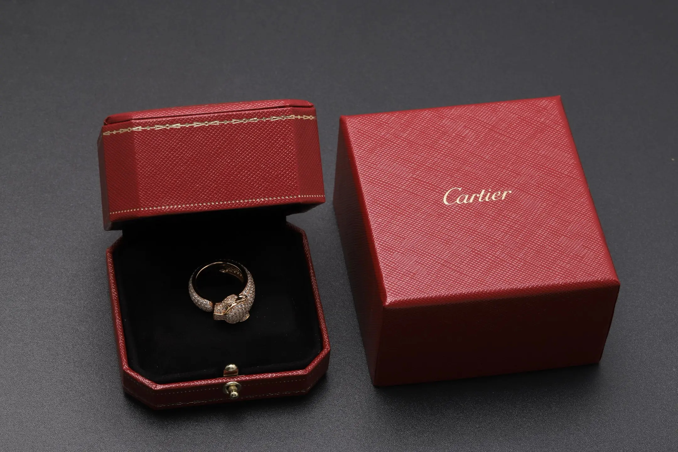 Panthère Crystal-Embellished Ring (Gold-Plated Brass) D20517082 — view 2