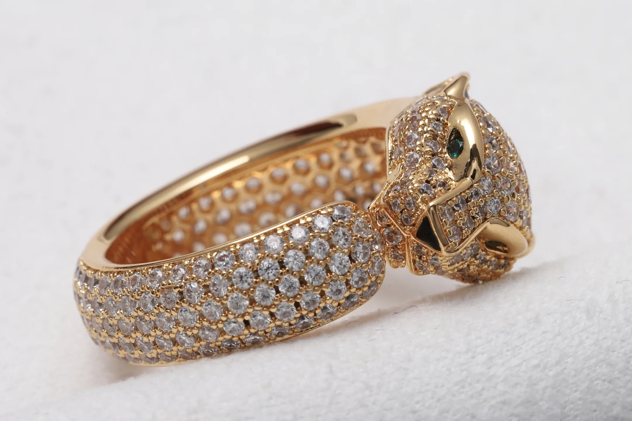 Panthère Crystal-Embellished Ring (Gold-Plated Brass) D20517082 — view 4