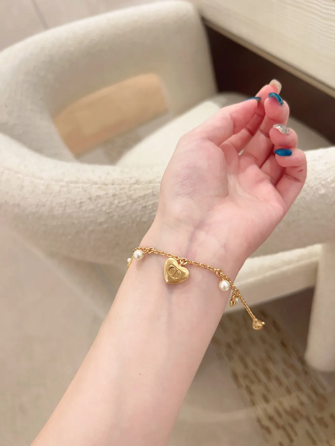 Dior Charm Bracelet with Resin Pearls D14017268 — view 9
