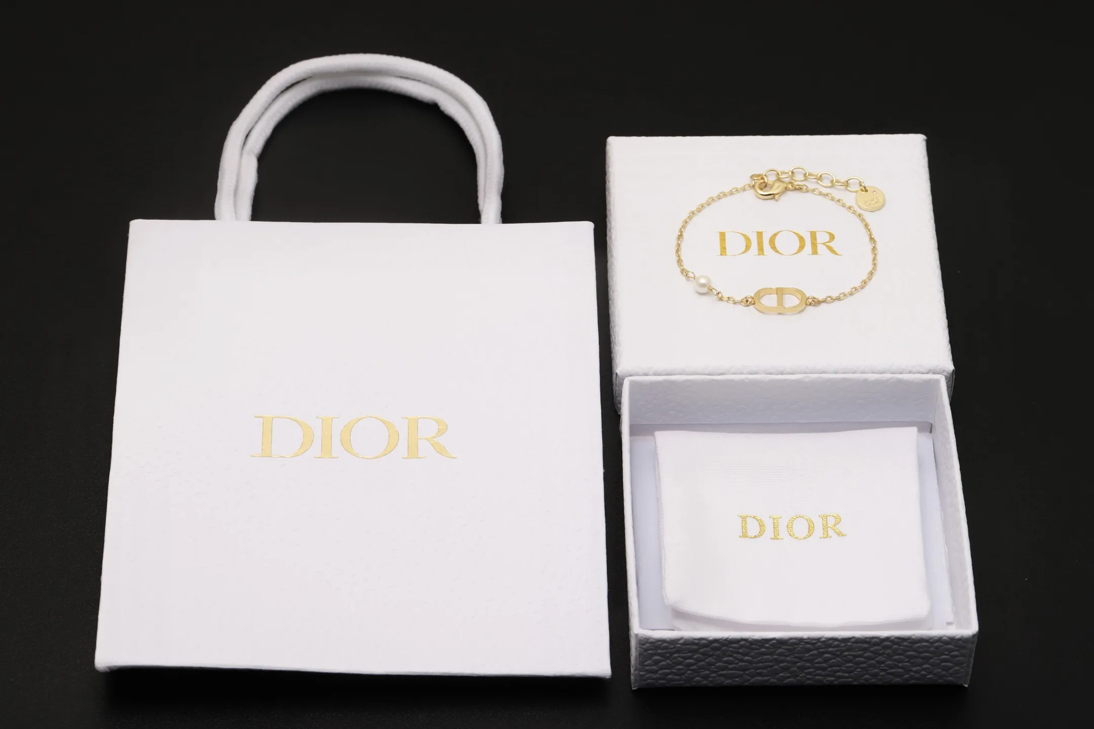 CD Navy Bracelet with Resin Pearl D13517529 — view 2