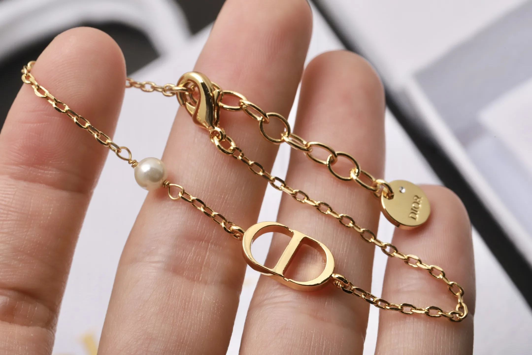 CD Navy Bracelet with Resin Pearl D13517529 — view 4