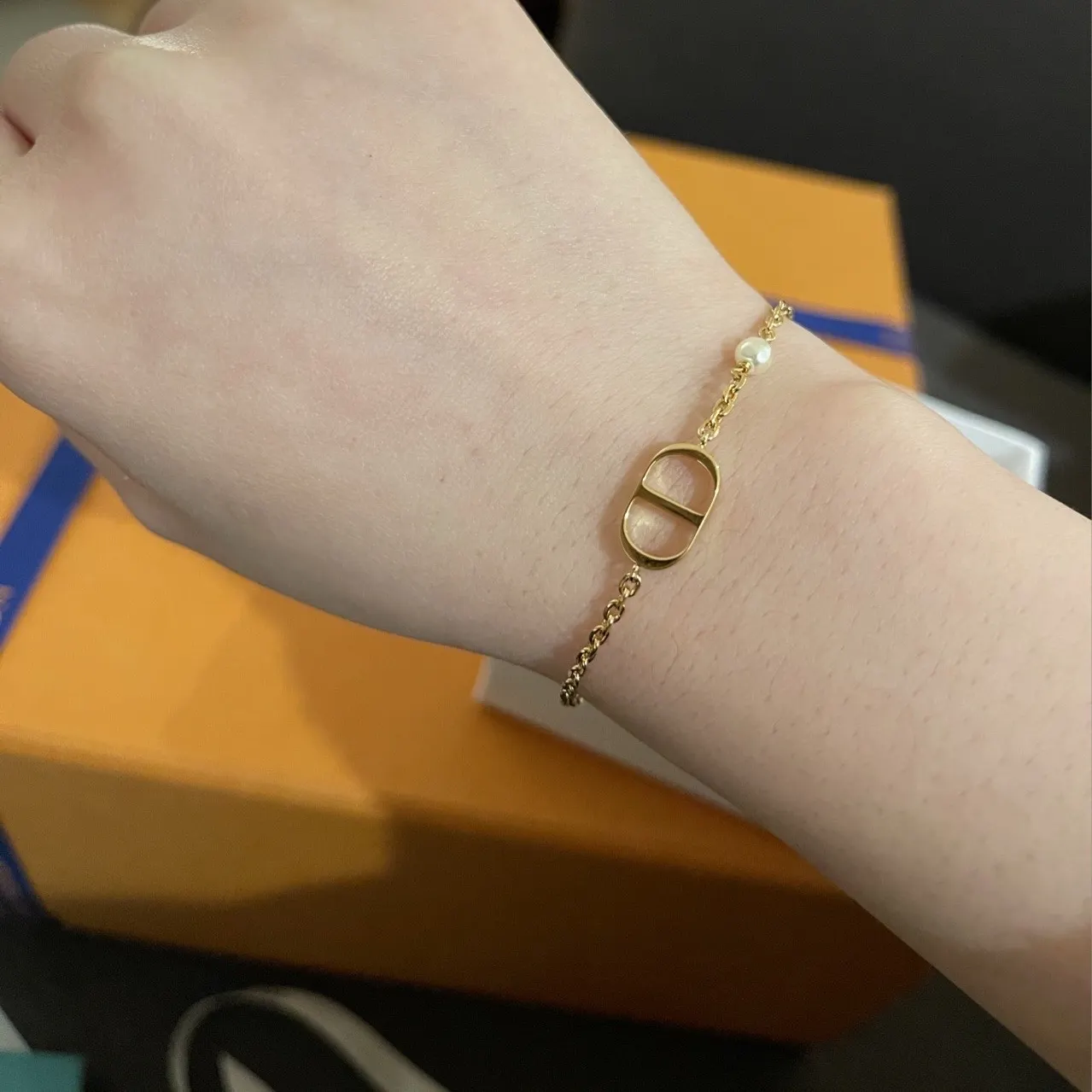 CD Navy Bracelet with Resin Pearl D13517529 — view 8
