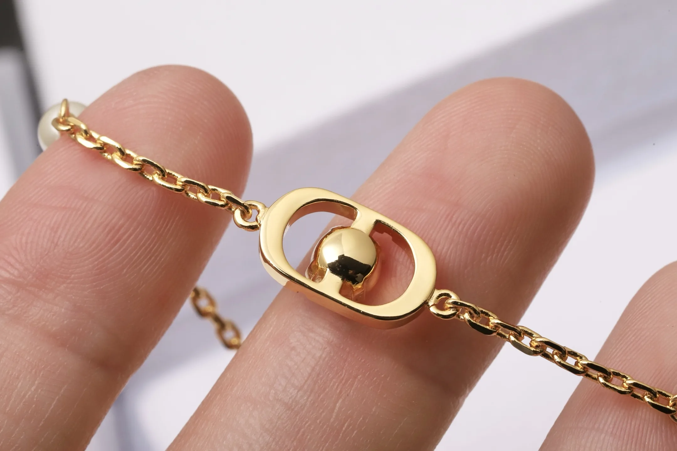 Petit CD Jolie Bracelet with Resin Pearls and Crystals D13017508 — view 5