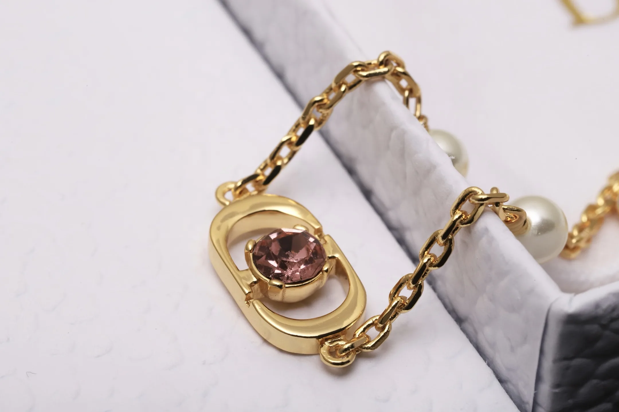 Petit CD Jolie Bracelet with Resin Pearls and Crystals D13017508 — view 7