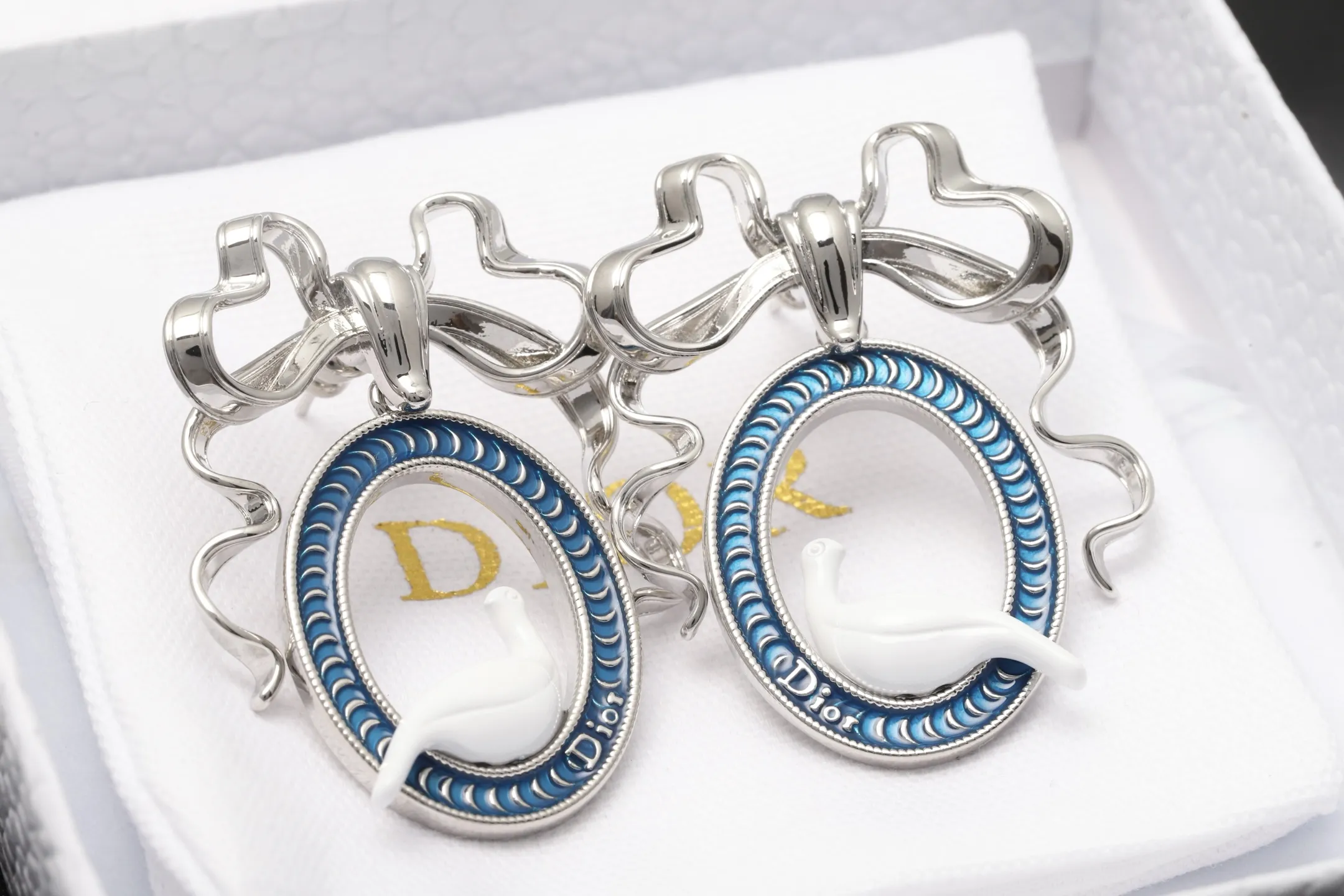 Dior Bow and Dove Enamel Drop Earrings D13516577 — view 3