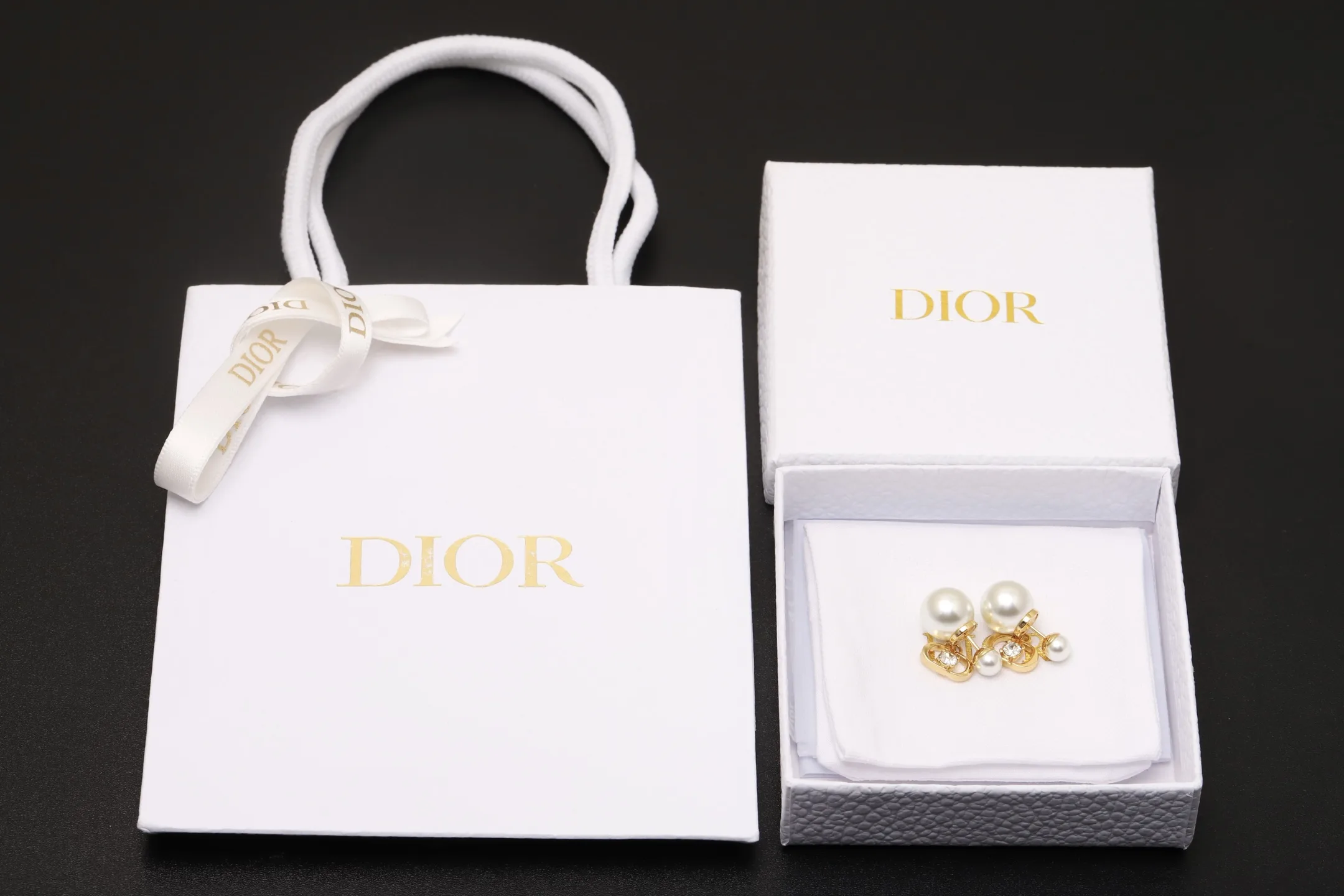 CD Navy Resin Pearl and Crystal Earrings D14017480 — view 2