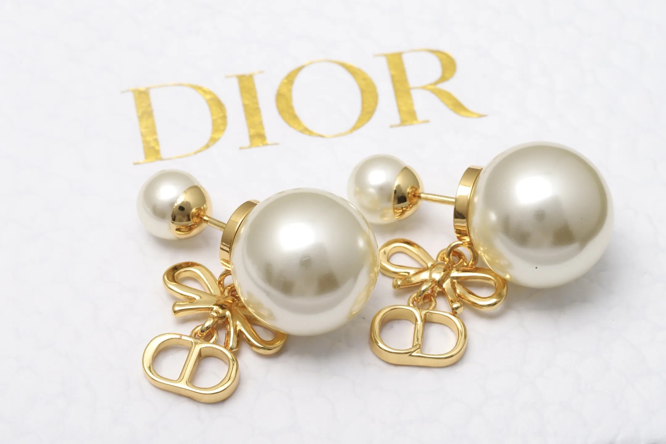 Dior Tribales Bow and CD Pendant Earrings D12016581 — view 7