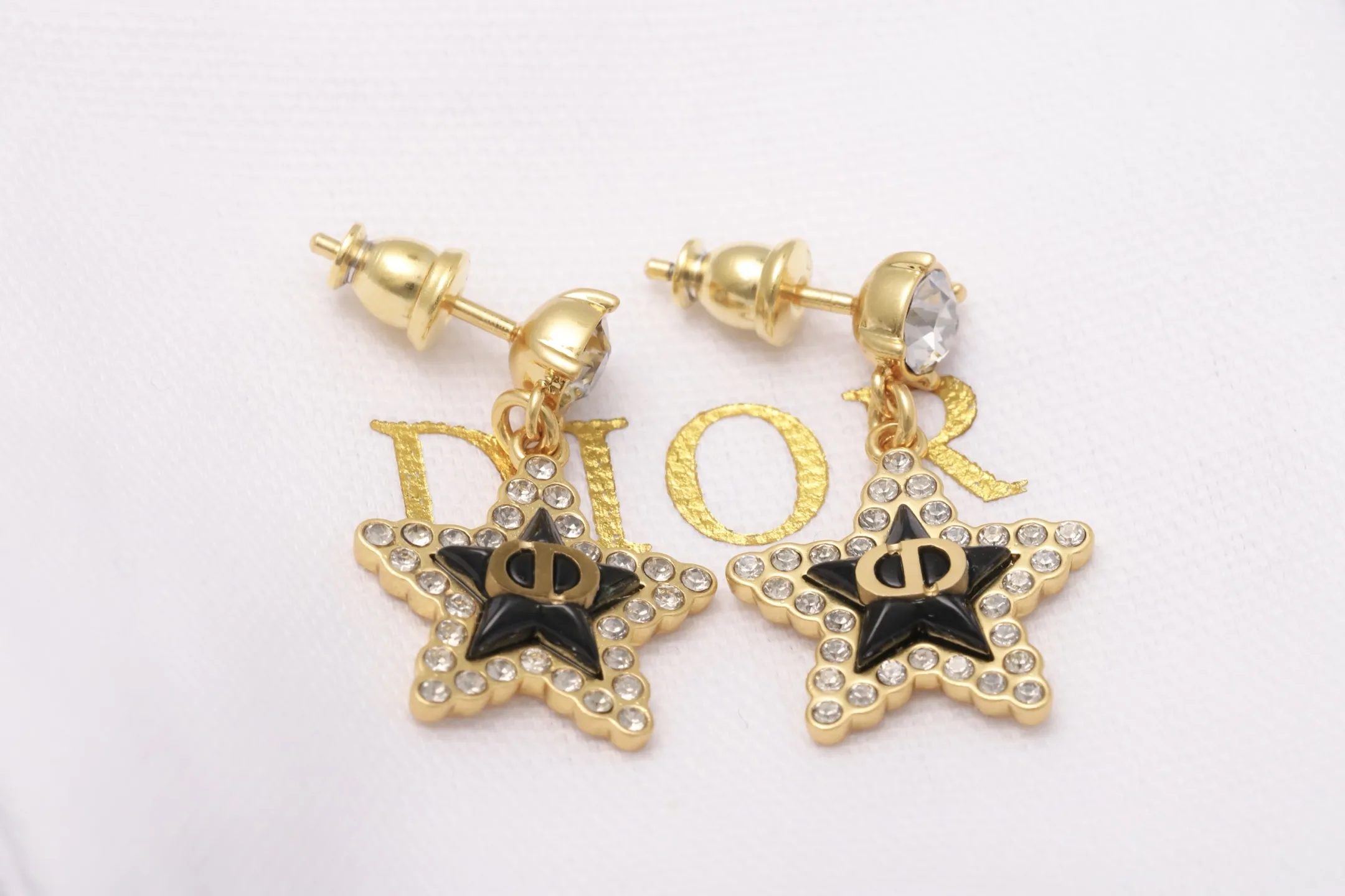 Star CD Crystal Drop Earrings D14017219 — view 3