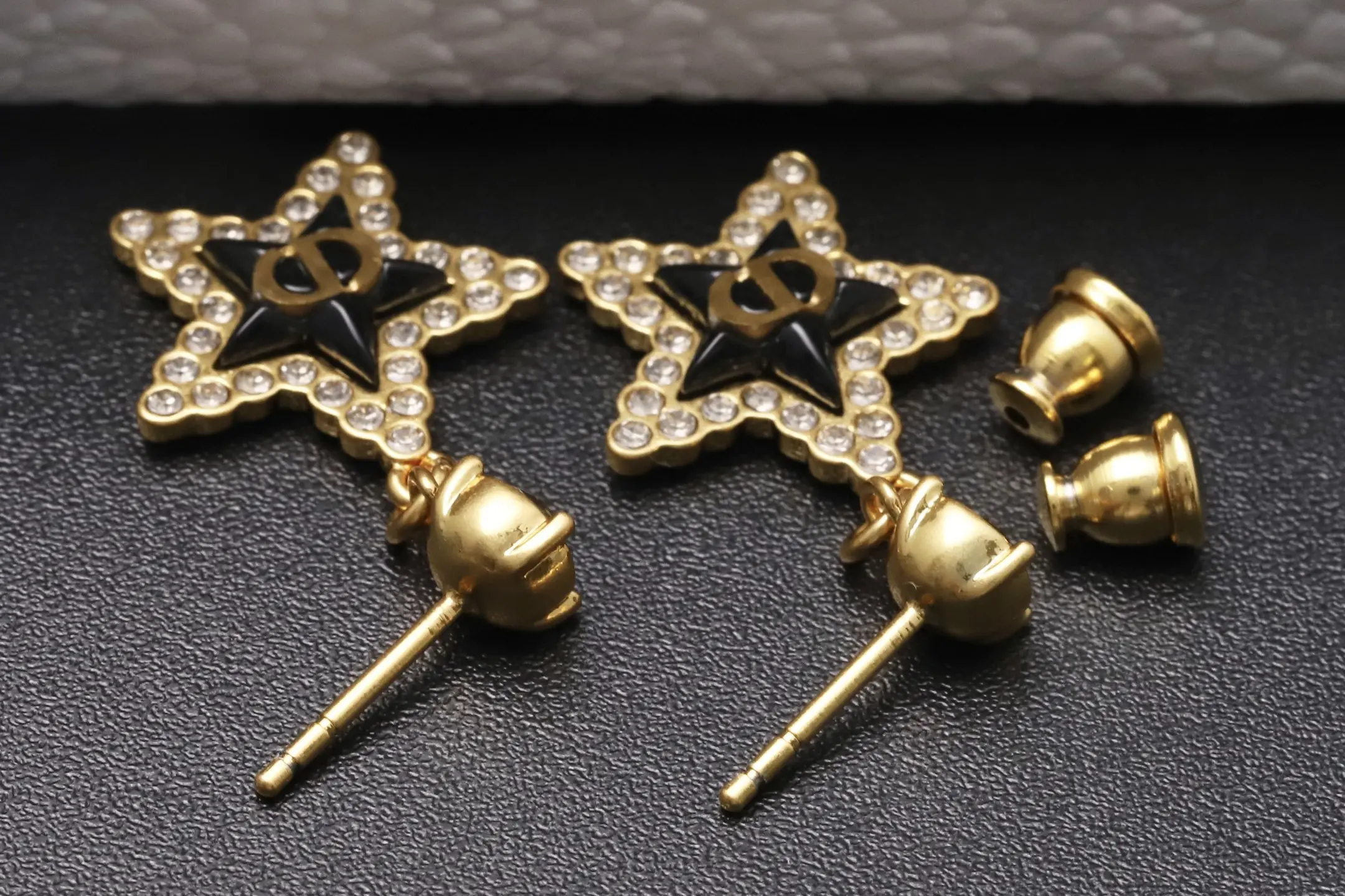 Star CD Crystal Drop Earrings D14017219 — view 6