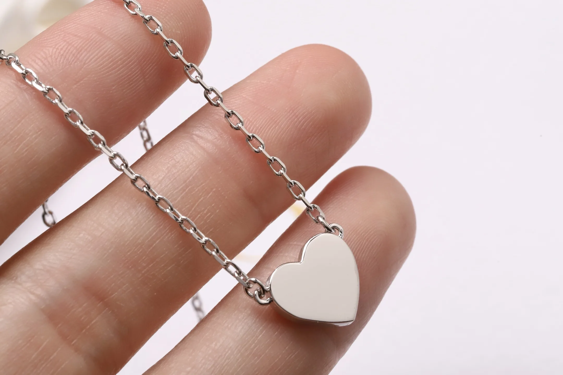 CD Heart Crystal Pendant Necklace (Gold-Plated Brass) D14017347 — view 5