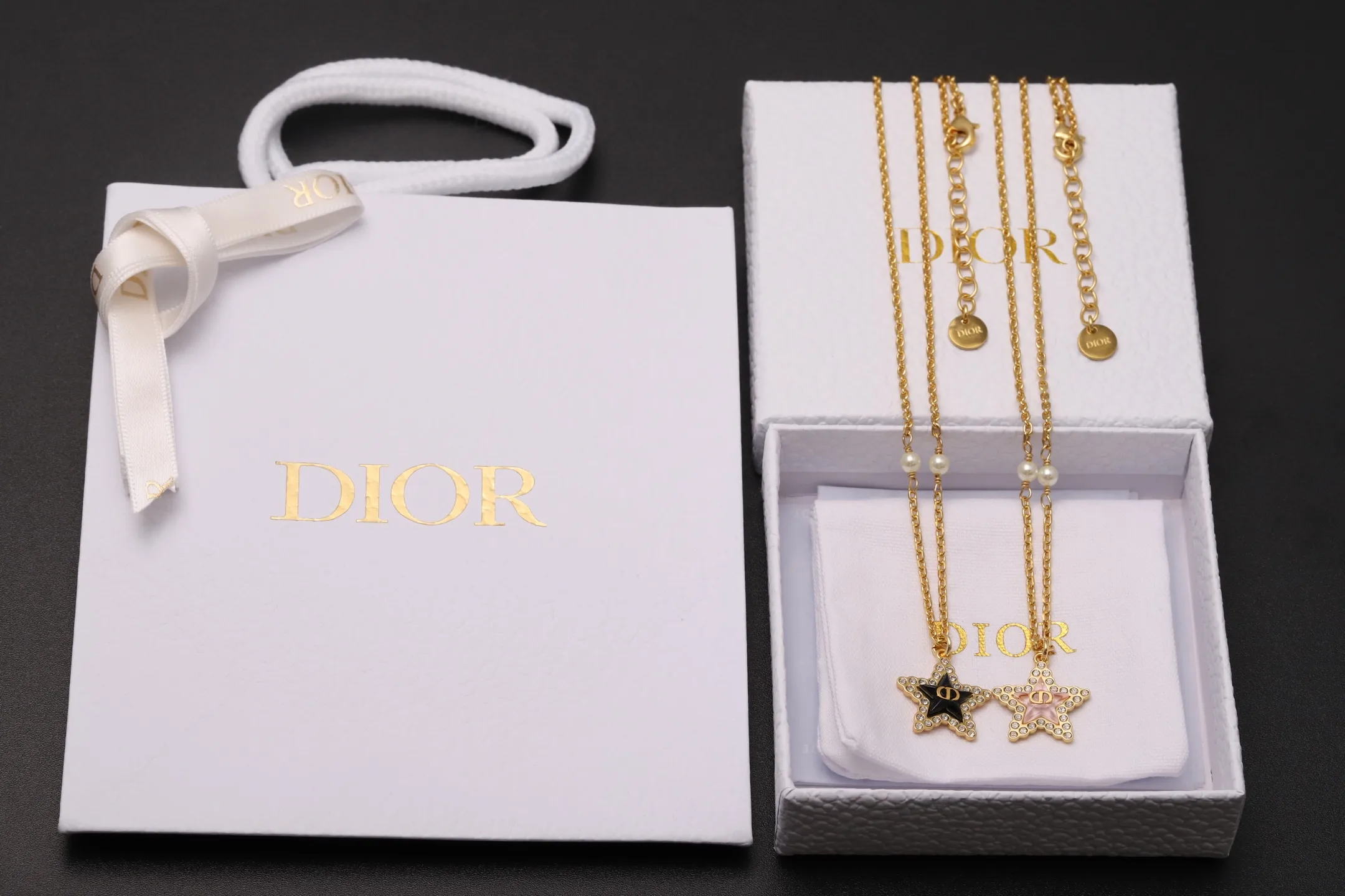 Star Pendant Crystal Necklace D14017221 — view 2