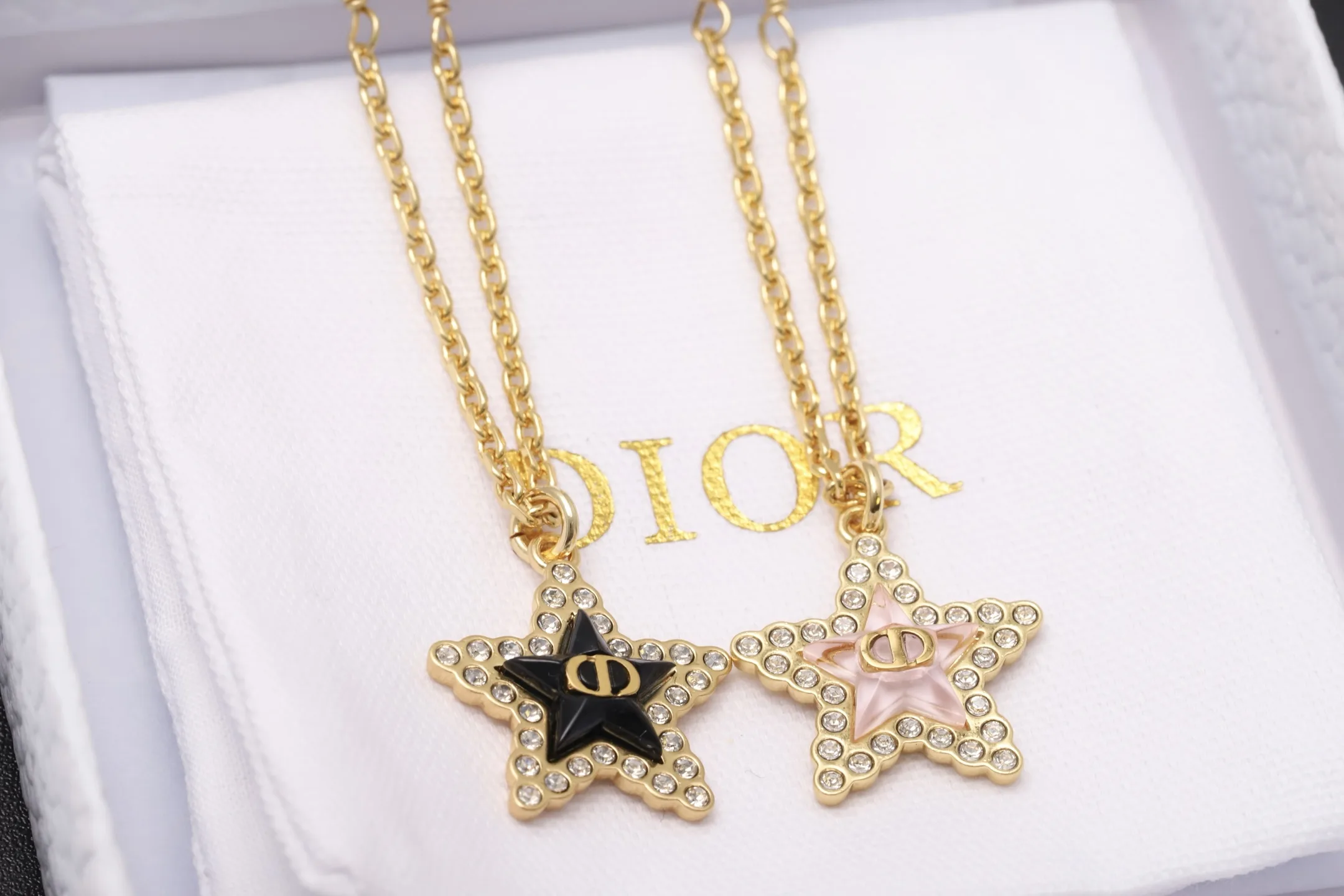Star Pendant Crystal Necklace D14017221 — view 3
