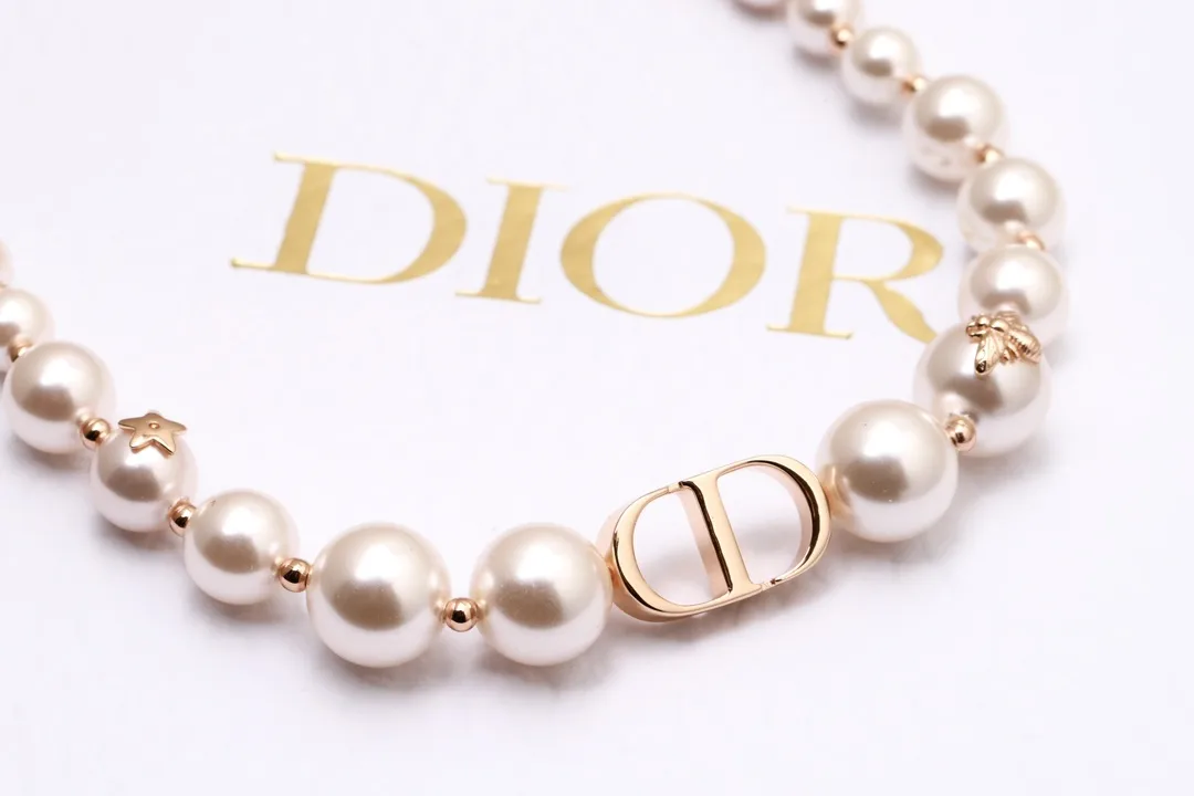 CD Logo Faux Pearl Bracelet (Gold-Plated Brass) D14517259 — view 4