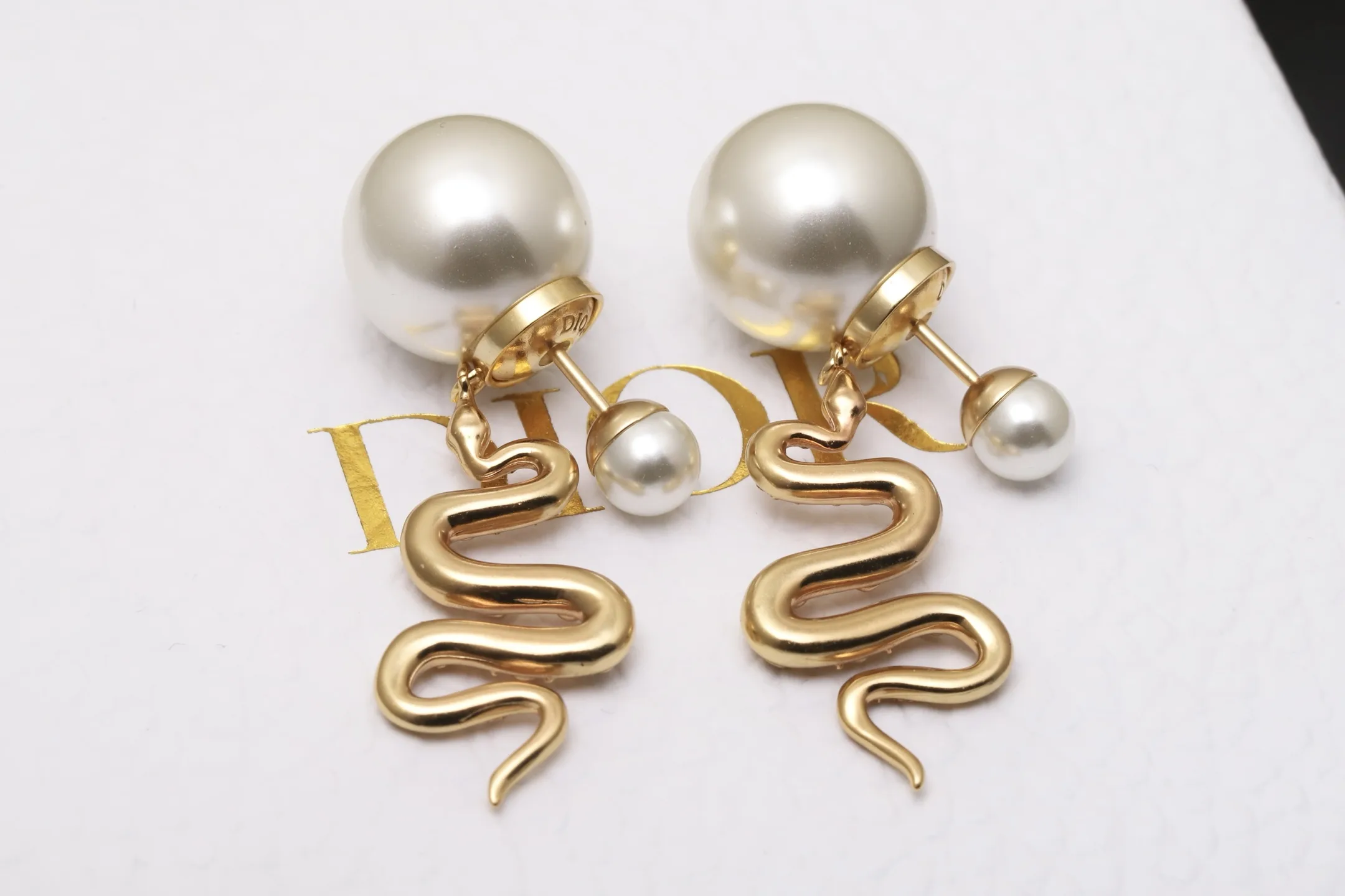 Dior Tribales Snake Pendant Earrings D13517507 — view 6
