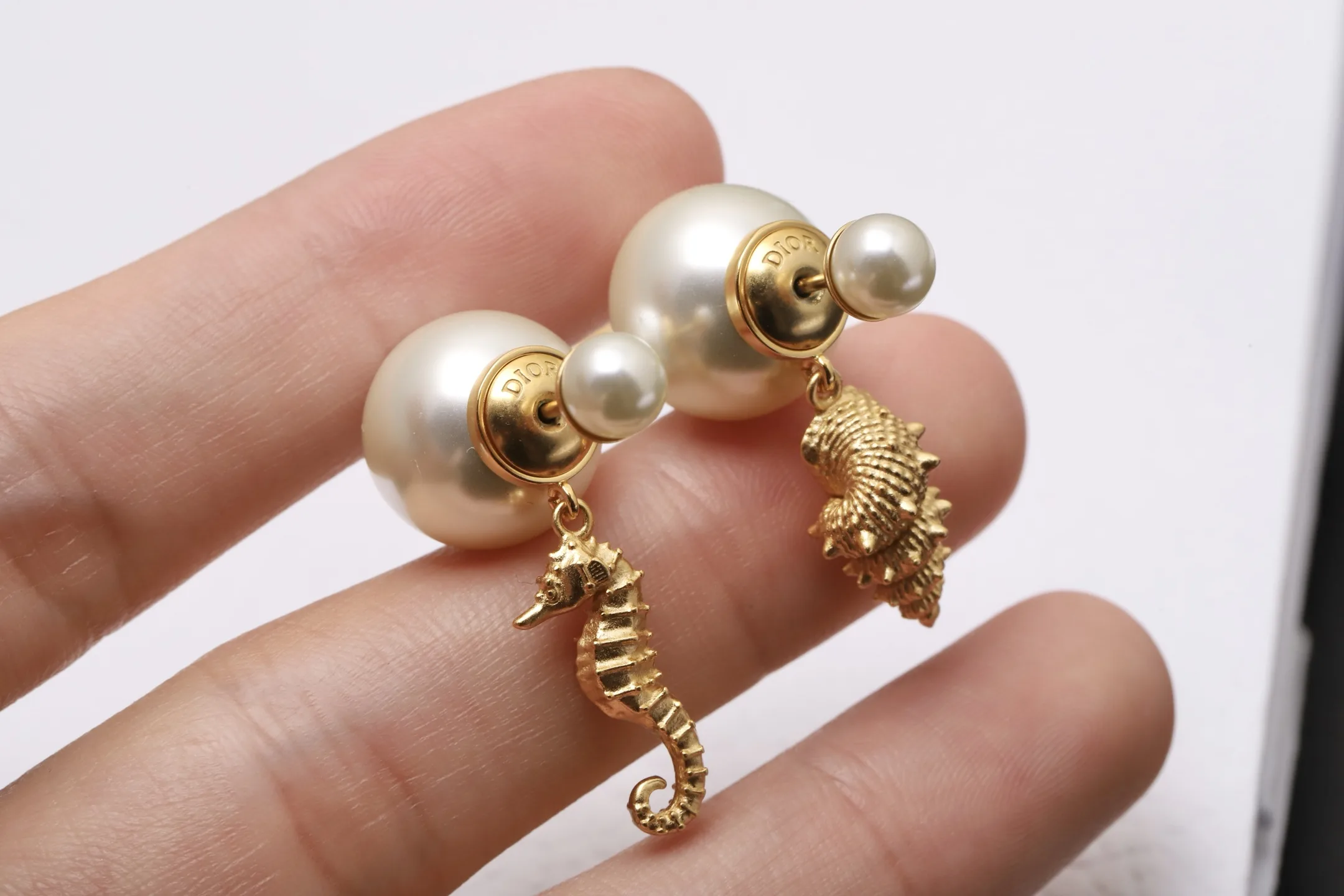 Dior Tribales Seahorse and Shell Earrings D13517502 — view 6