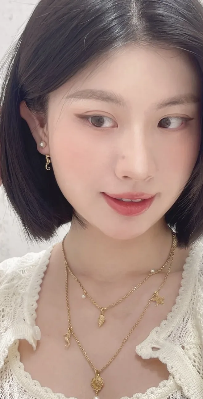 Dior Tribales Seahorse and Shell Earrings D13517502 — view 8