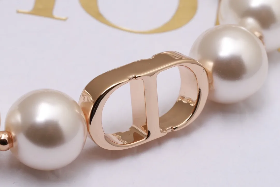 CD Logo Graduated Pearl Choker Necklace D17016770 — view 6