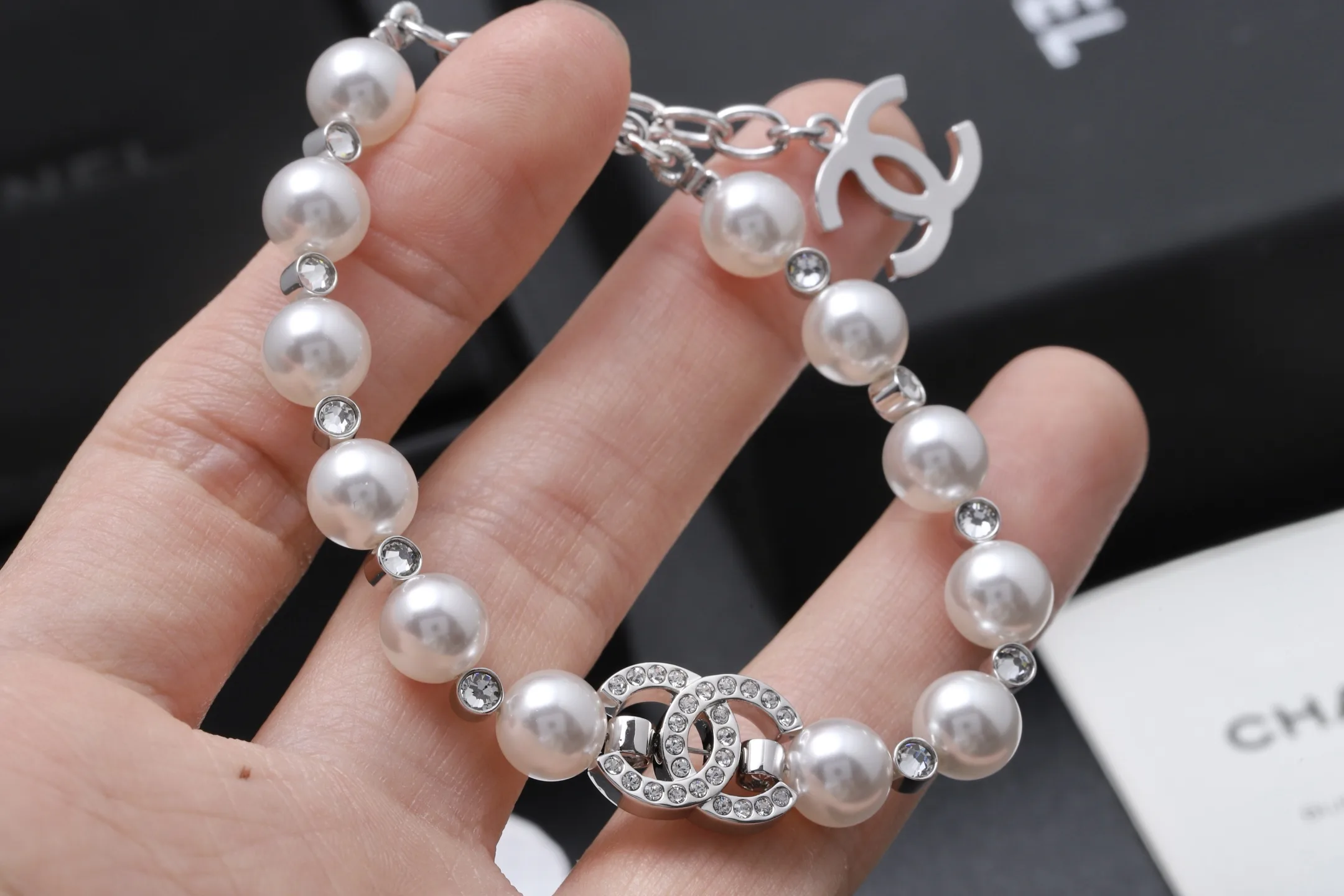 Double C Crystal and Pearl Bracelet D15517087 — view 4