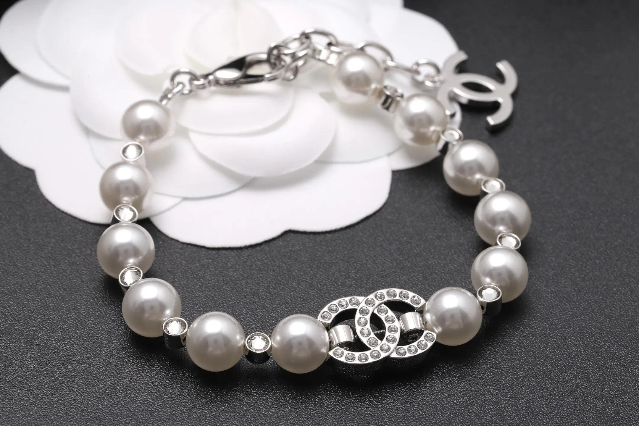 Double C Crystal and Pearl Bracelet D15517087 — view 7