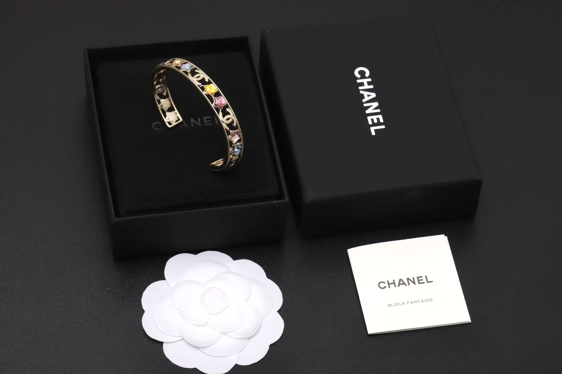 Star Crystal Open Cuff Bangle D16517486 — view 4