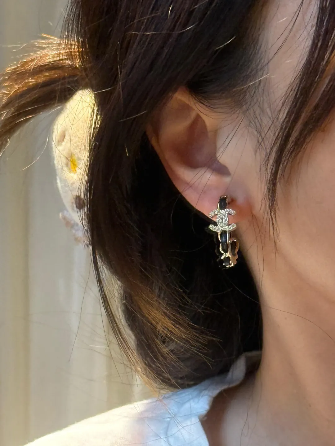Leather-Intertwined CC Logo Hoop Earrings D14017205 — view 9