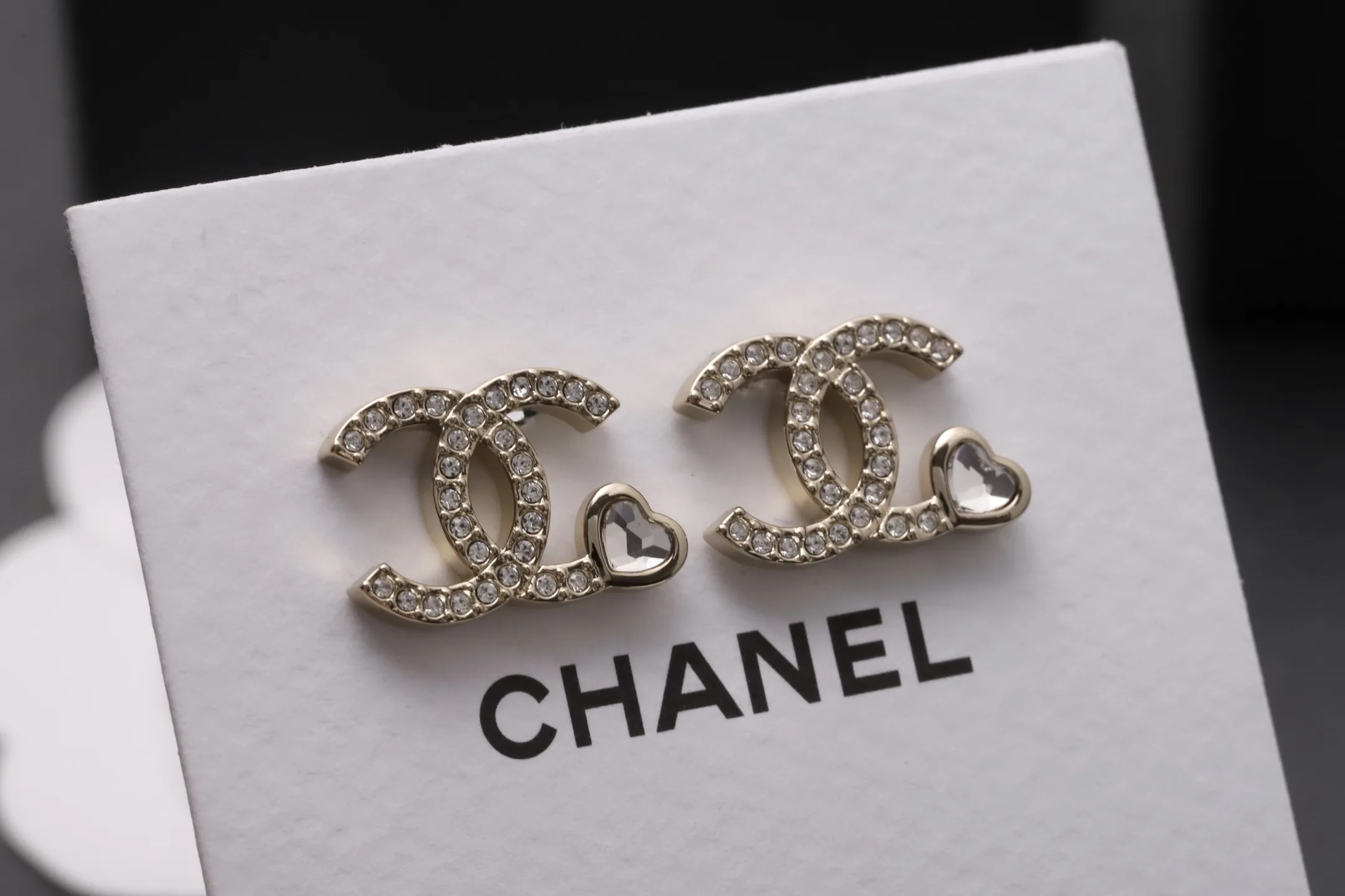 Crystal Double C Heart Stud Earrings D14016618 — view 7