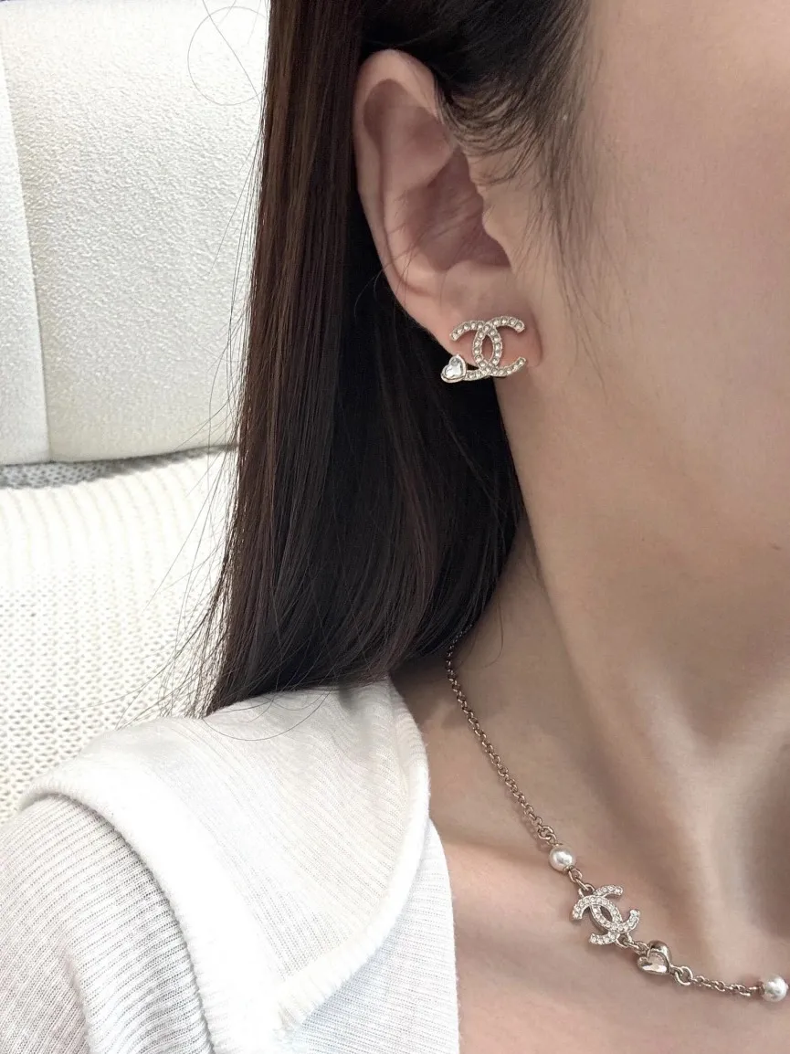 Crystal Double C Heart Stud Earrings D14016618 — view 8