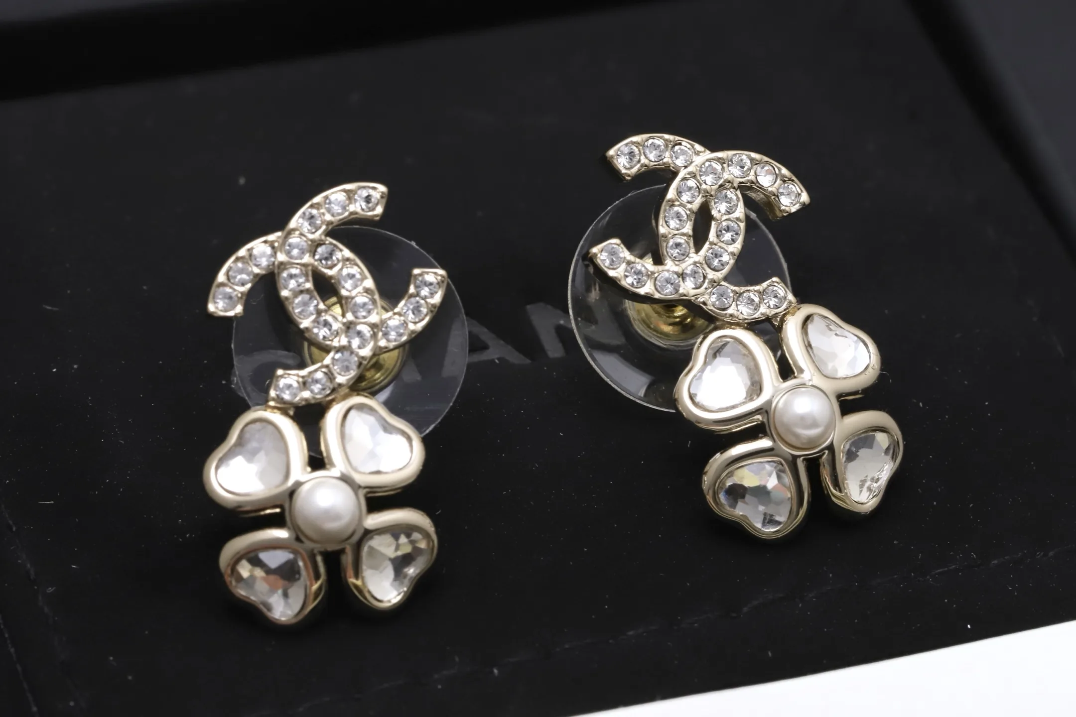 Crystal Heart Double C Stud Earrings D14017337 — view 2