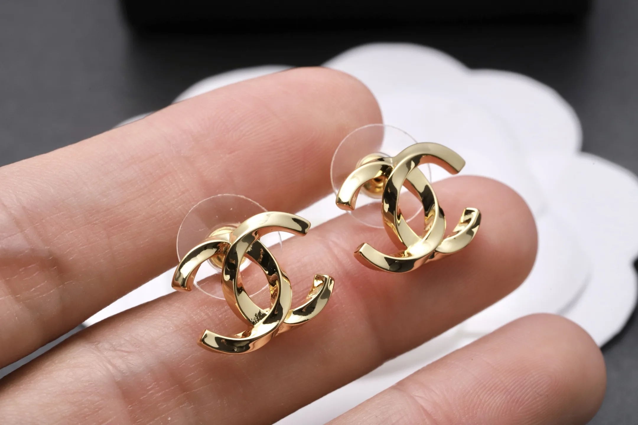 Twisted CC Logo Stud Earrings D13517274 — view 5